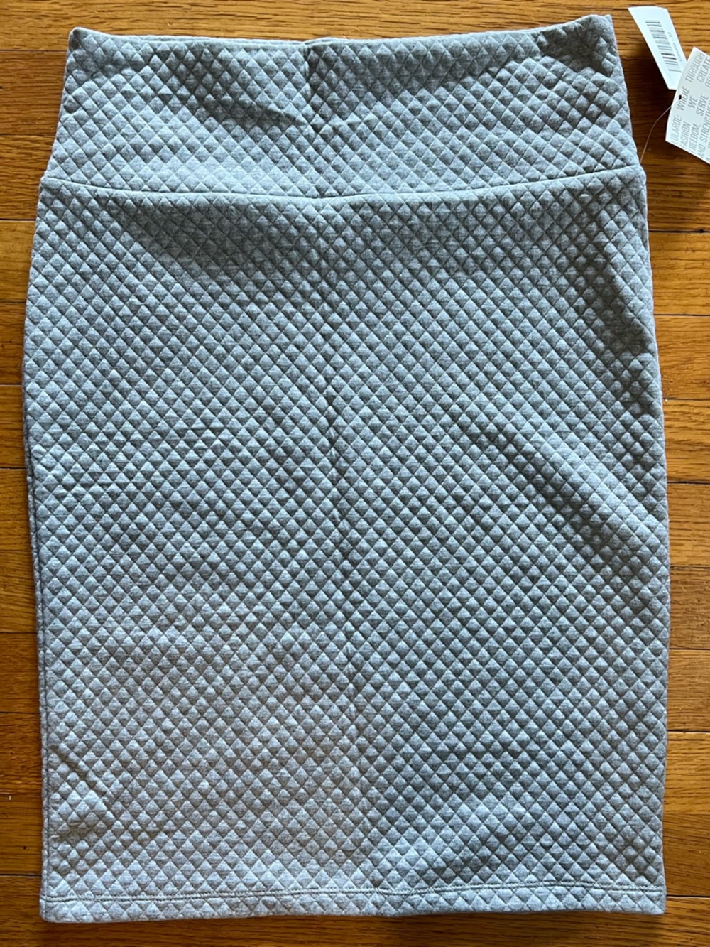 LuLaRoe Cassie Quilted Light Gray Pencil Skirt